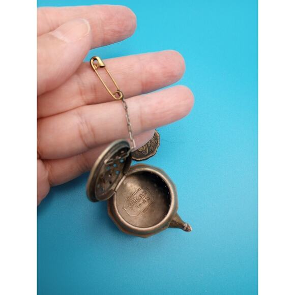 Vintage Knobby Kraft Miniature Teapot Strainer Chicago World Fair 1933 - Picture 9 of 11